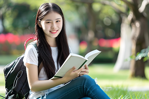 北京大学和湖南第一师范学院对比哪个好